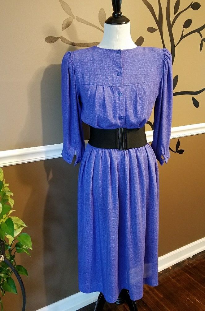 🛑🛑 SOLD 🛑🛑Vintage 80's lightweight dress